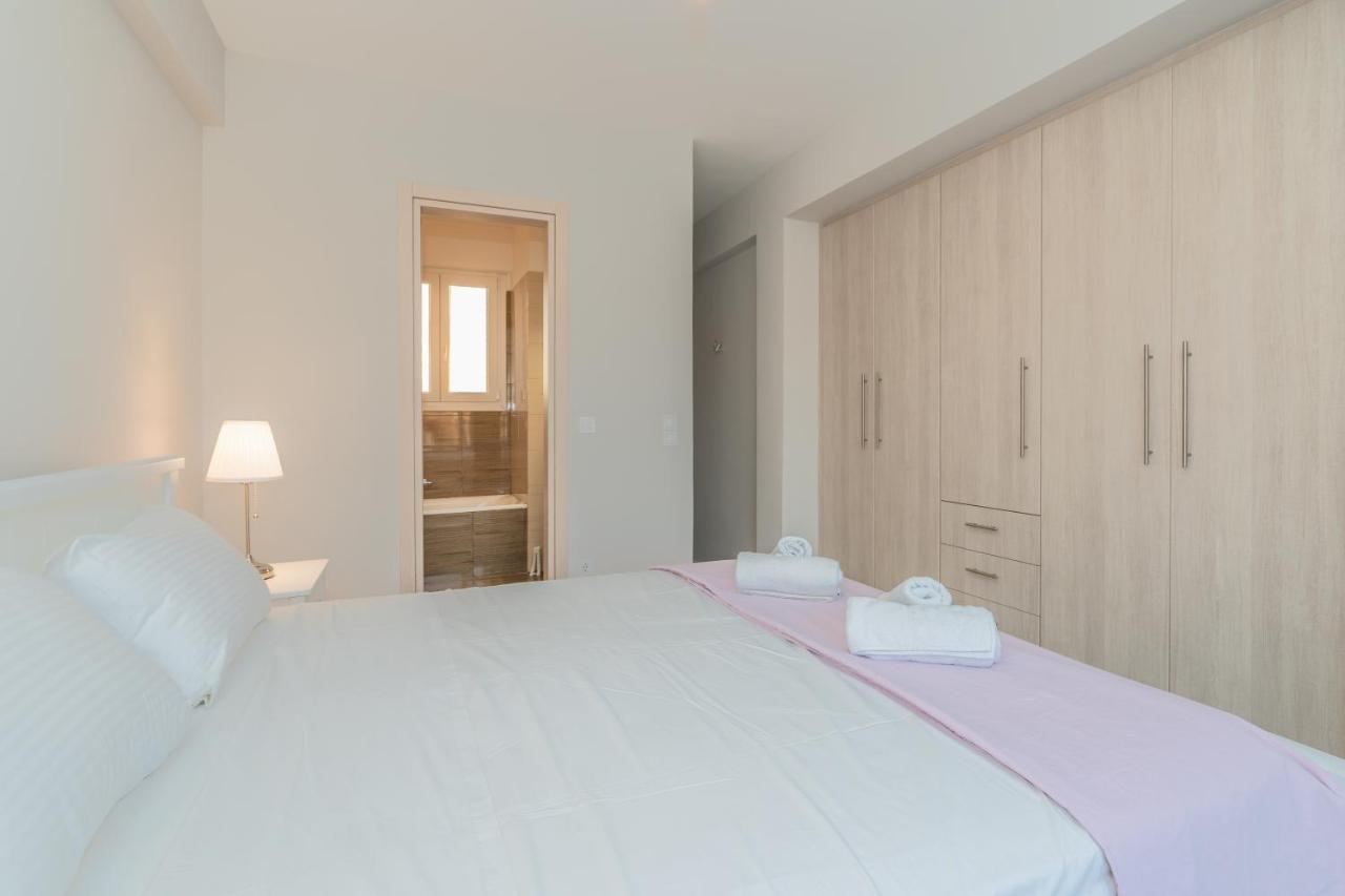 Apartamento Sunny Penthouse W/ Acropolis View Next To Metro Atenas Exterior foto